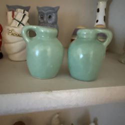 Salt & Pepper shakers - Vintage
