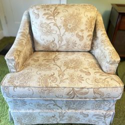 Living Arm Room Chair