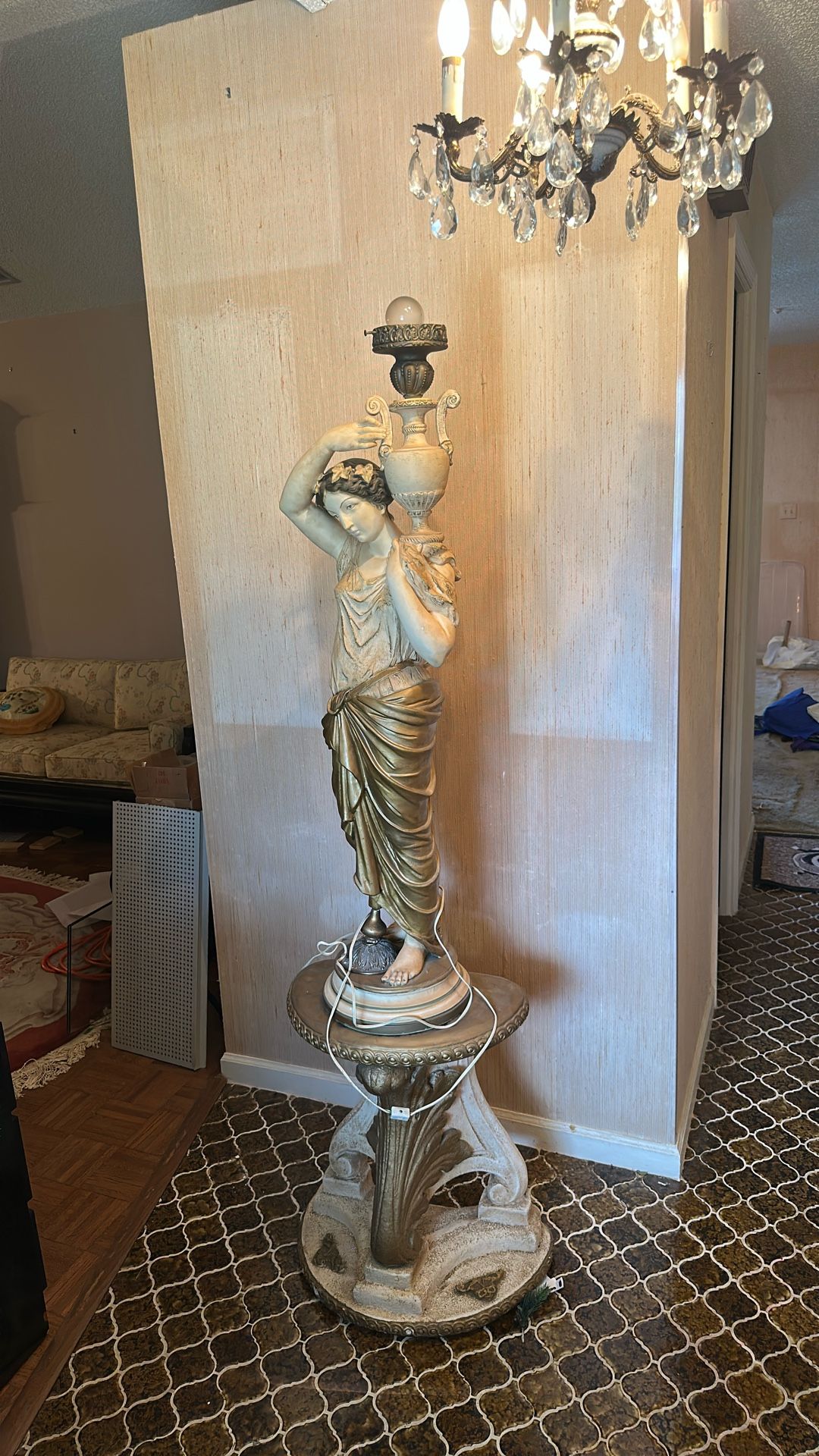 Vintage Stone Lamp, image size:1080x1920