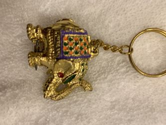 Gold elephant keychain