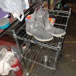 ROAN DISTRESSED BLACK BOOTS SIZE 5 Only Worn 2 Times