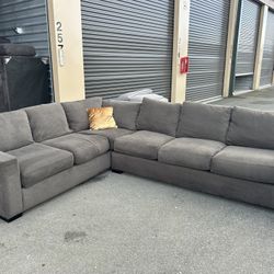 Sectional couch
