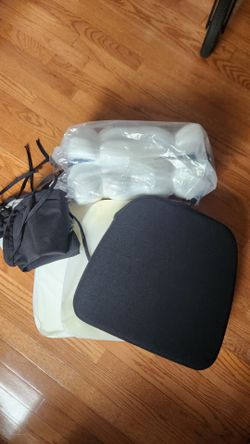 Black chair cushions.