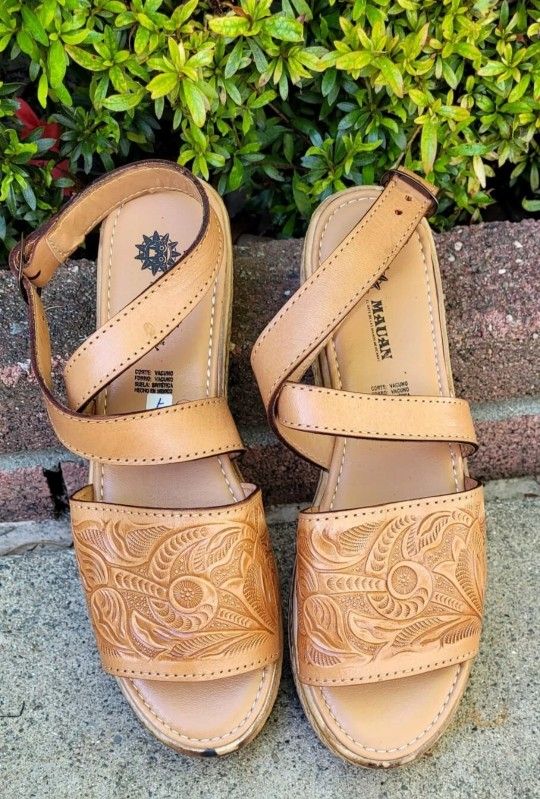 Size 10Women's Huarache Artesenal Mexicano Mexican sandals Multiple Designs Ankle Strap