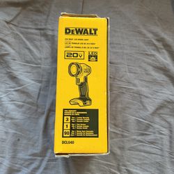 Dewalt 20v 165 Lumen Flash Light