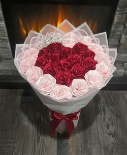 Ramo De Rosas Eternas