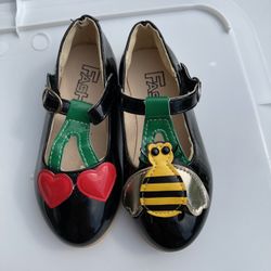 New Bee & flower dress shoes black size 9