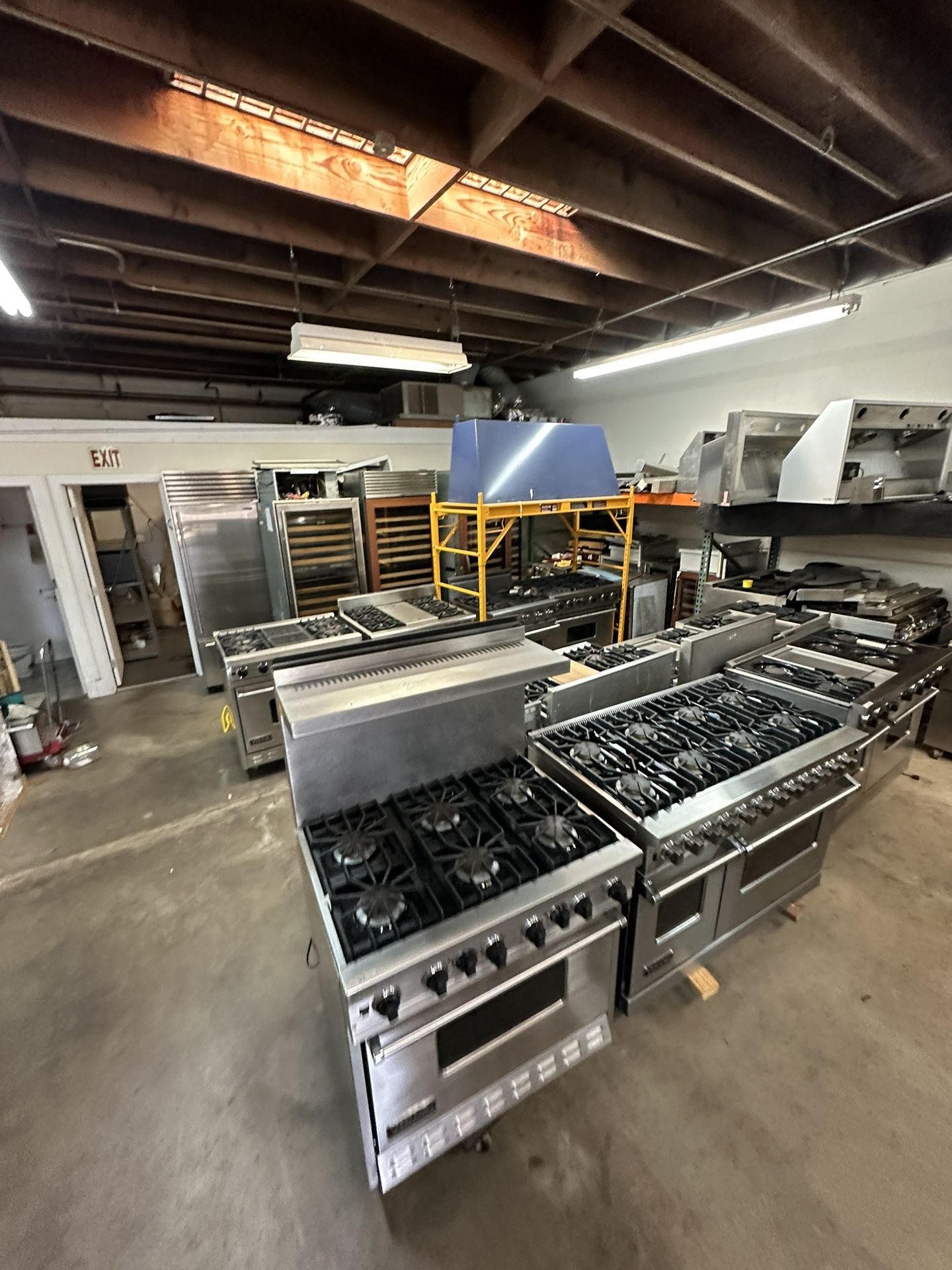 Viking Wolf, Thermador, Subzero Miele Warehouse Sale