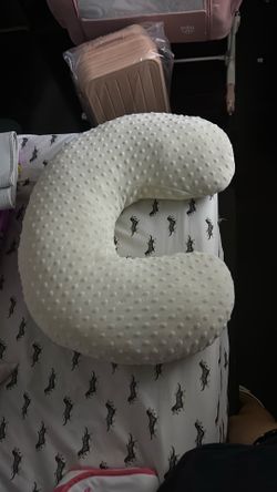 Baby boppy pillow