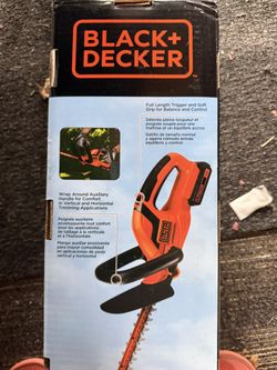 Black+Decker 22 in. 20 V Battery Hedge Trimmer Kit (Battery & Charger)  