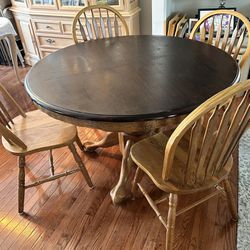 Solid Oak Dining/Kitchen Table And Chairs