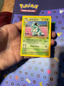 Nidoqueen Pokémon Card