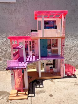 Barbie Dream house