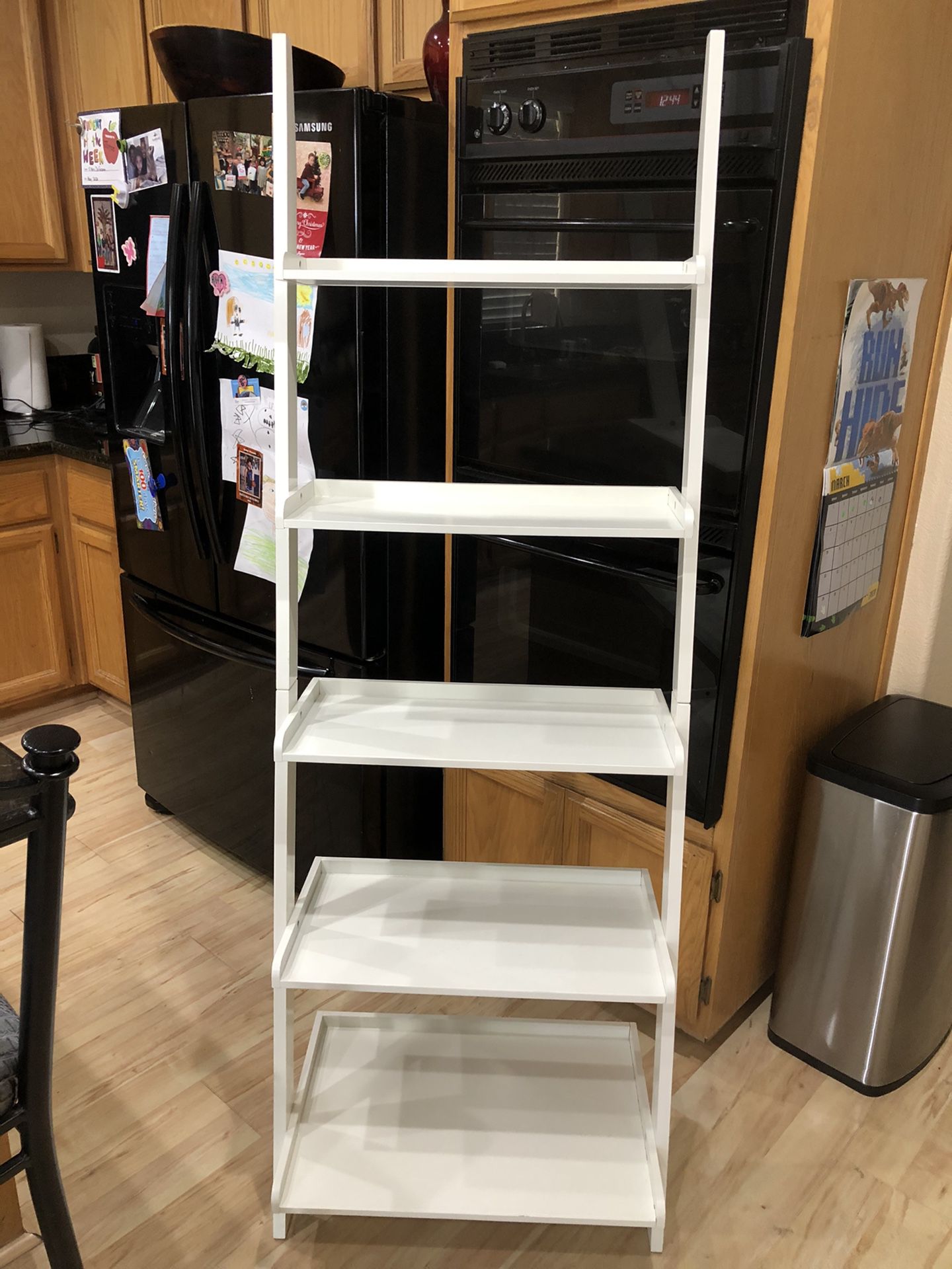 6 Foot Leaning 5 Shelf White Wood Ladder Bookcase Storage Book Case