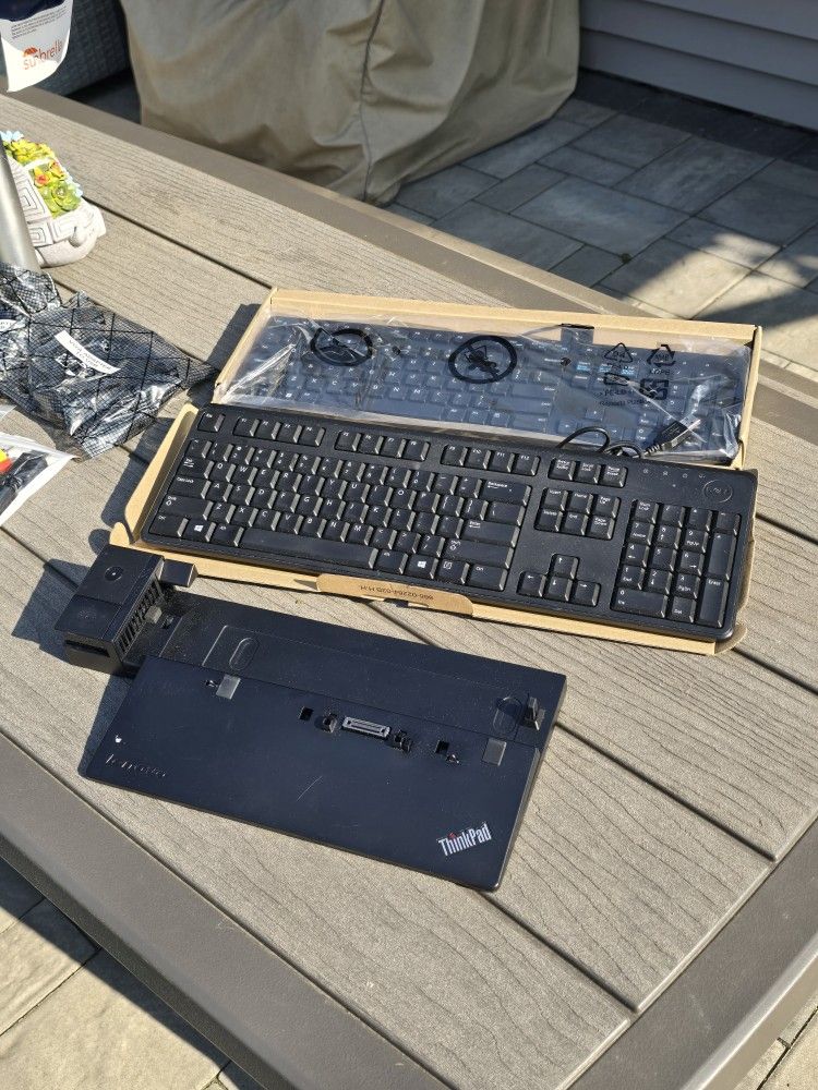 Assorted Tech Accessories (Wires, Chargers, Cables, Keyboards, and Misc) Bundle Sale***