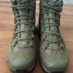 Salomon hiking boots