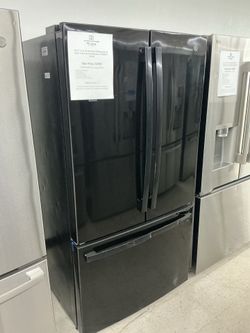 GE 27cu ft Capacity French Refrigerator in Black