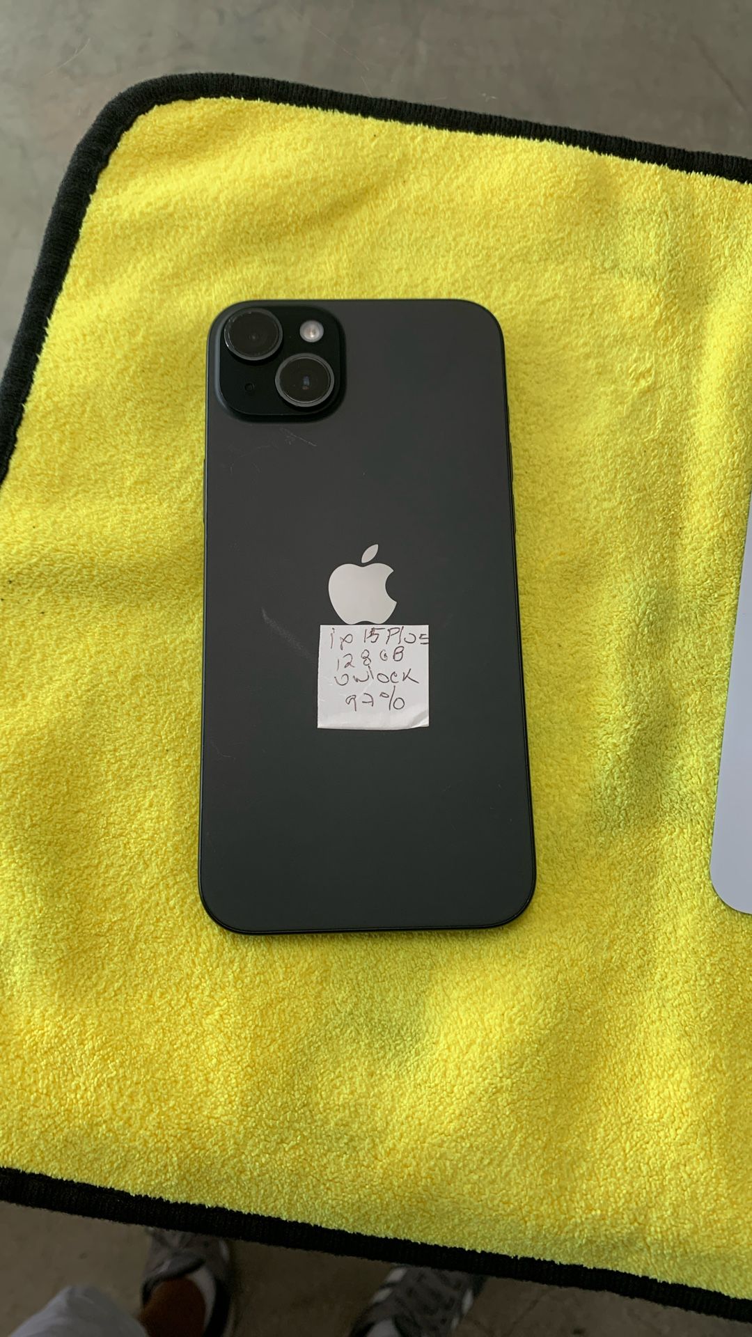 IPHONE 15 PLUS 128GB unlocked For any Simcard