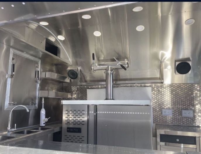 7 Ft Trailer Brand New . Stainless Steel
