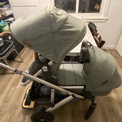 Uppababy Vista 2 With All Add-ons 2021