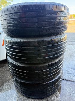 235/65R18 4 used tires toyo