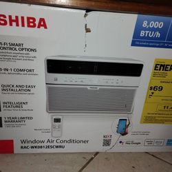 8,000 BTU Toshiba Window Unit W/ Remote 