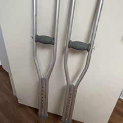 Crutches 