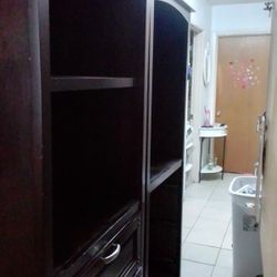 Brown Closet With 6 Drawers Shelf For 60 Pairs Shoes  It Has To Hang The Clothes 