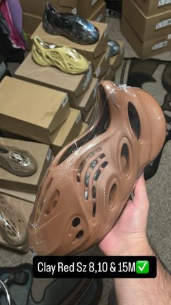 Yeezy Foam RNR Clay Red Sz 8M, 10M Or 15M