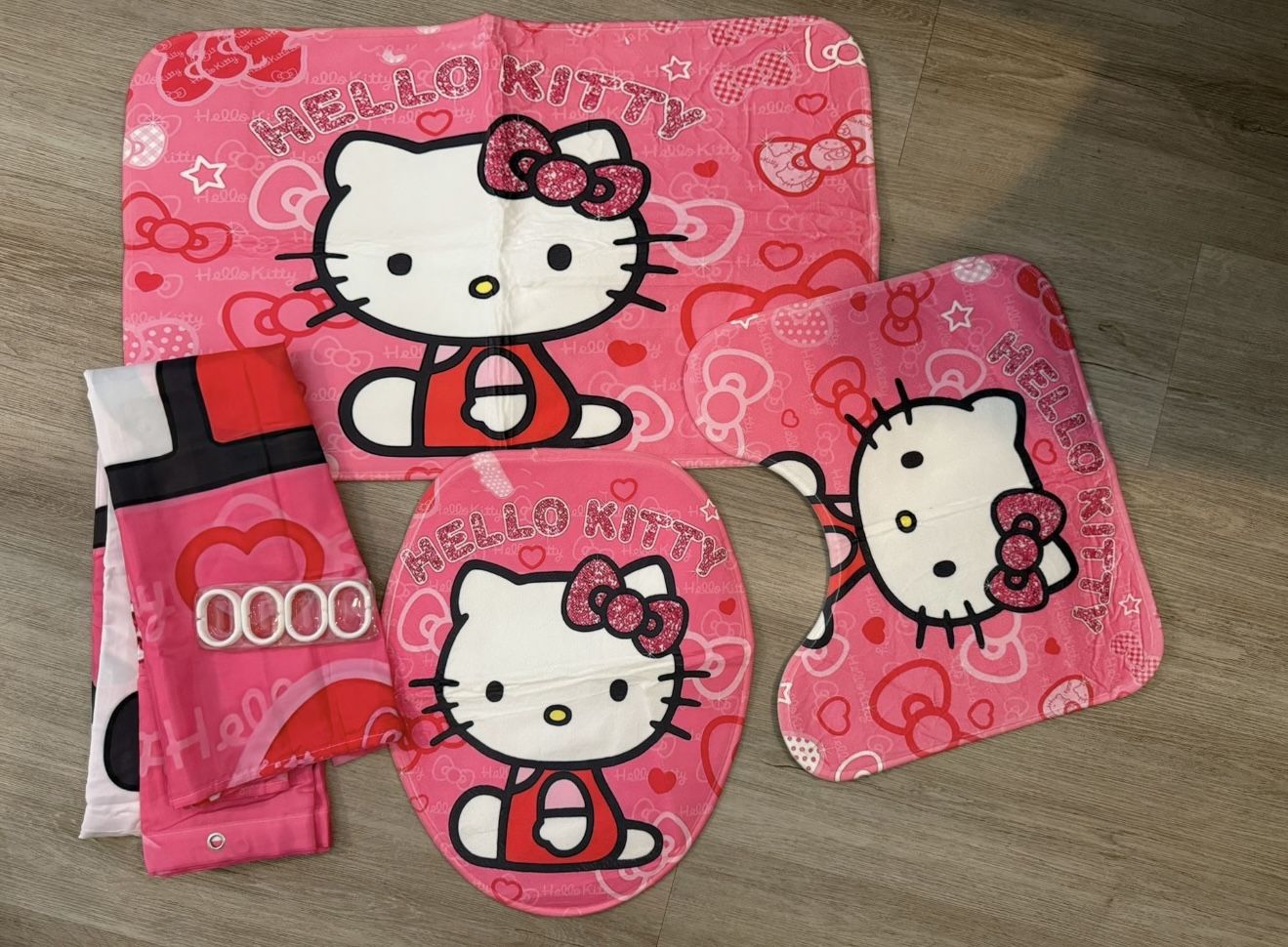 Hello Kitty Bath Set 