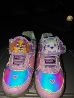 shoes size 10 $2