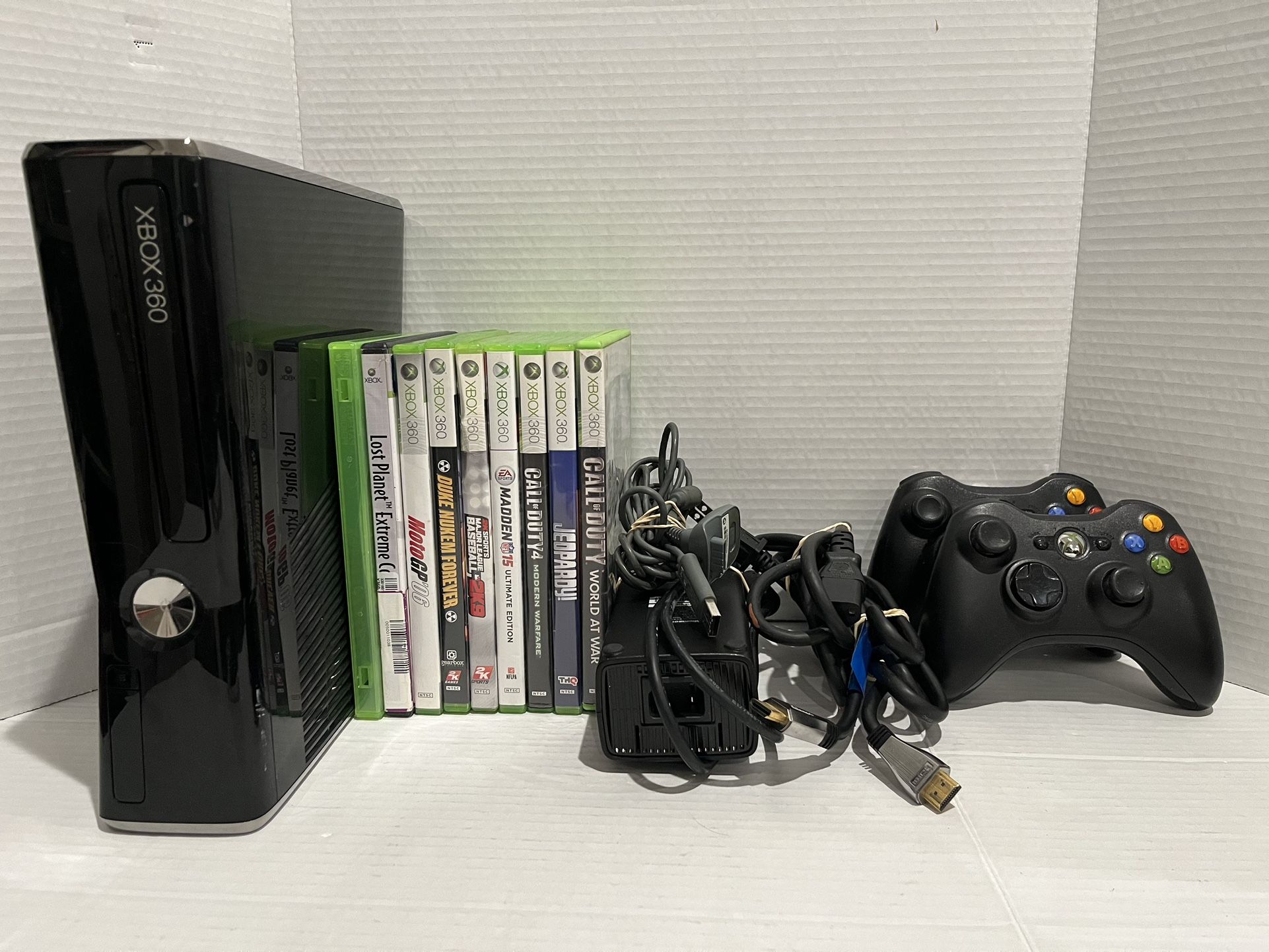 Xbox 360 Bundle *see Description*