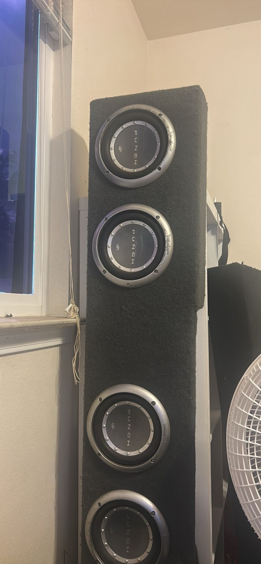 4”8 Subs Rockford