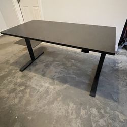 Adjustable Standing Desk