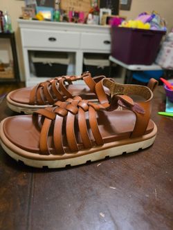 Wonder Nation Sandals
