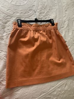 🦋NEW🦋 Elle Tahari skirt, M