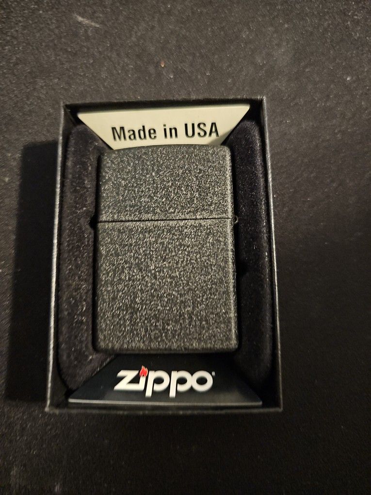 Zippo Lighter - Black