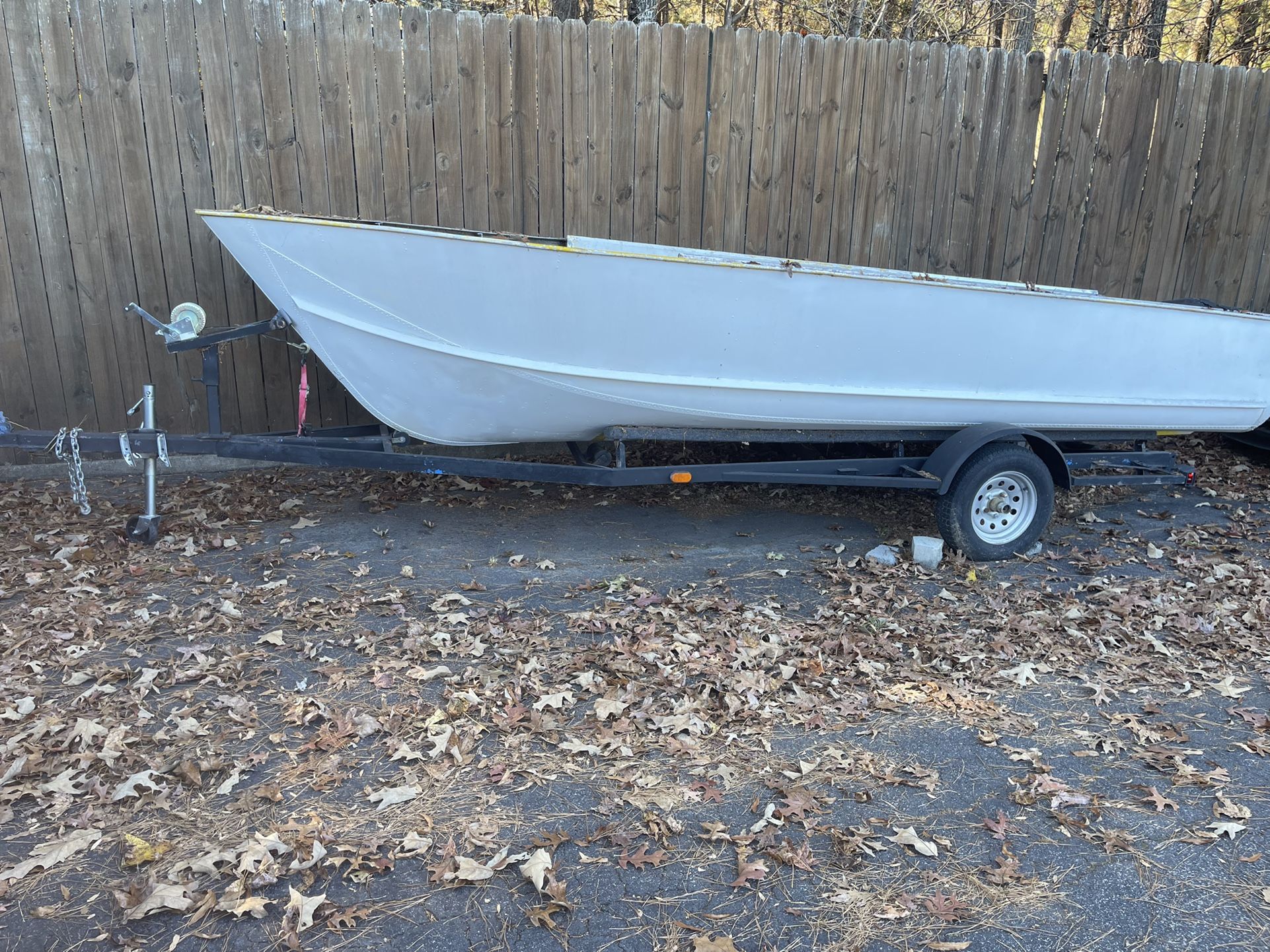 Aluminum Boat With Trailer 