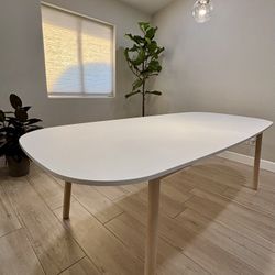 Dinning Table