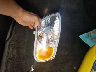 Right corner light corolla 2000