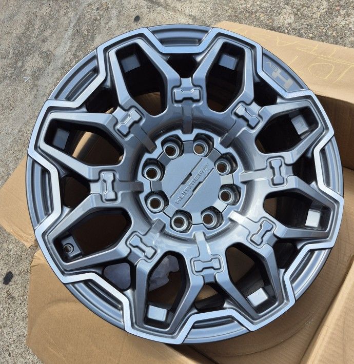 2025 HUMMER EV RIMS OEM BRAND NEW.......( 22" INCH )
