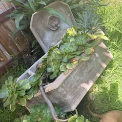 Concrete Wall Fountain 