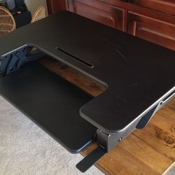 Vivo 32" Desk Riser in Excellent Condition