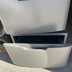 Laundry Pedestals