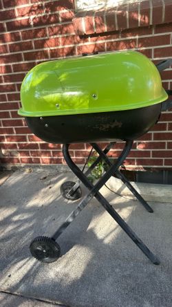 Charcoal grill $30￼