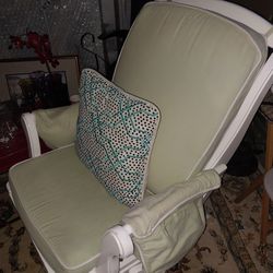 Nursery Glider/Gaming Chair