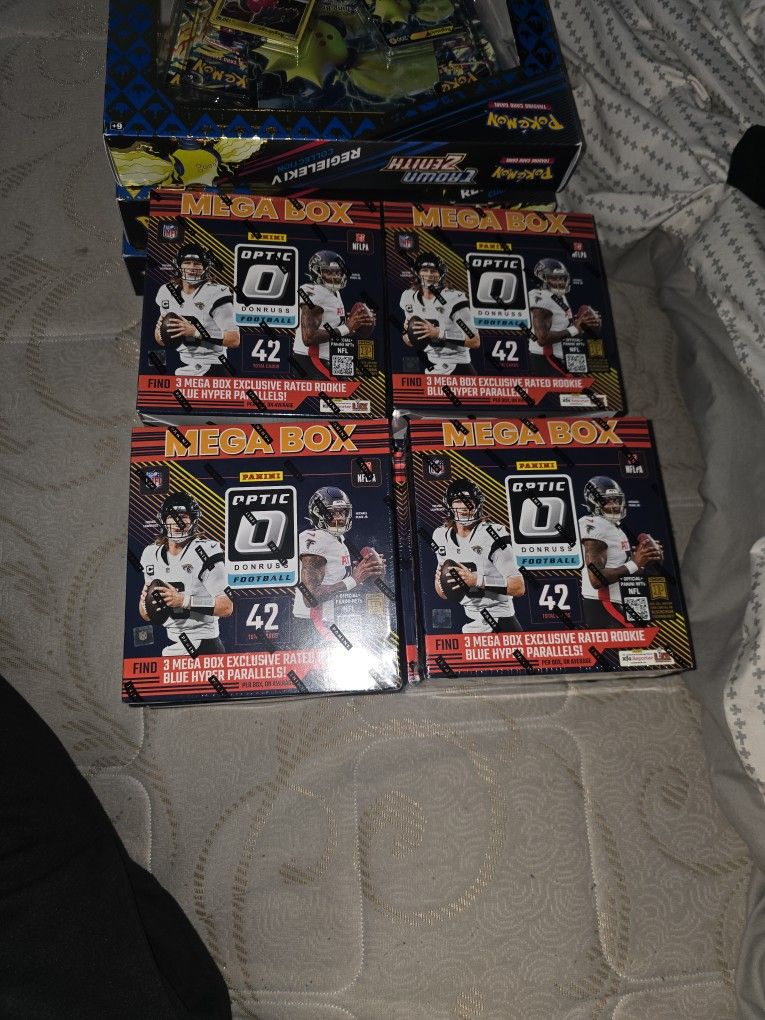 2024 Optic Football Mega Box