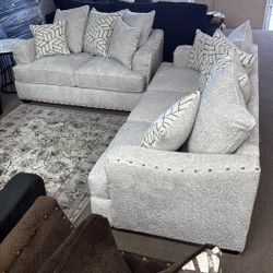 FREE DELIVERY BRAND NEW SOFA & LOVESEAT 