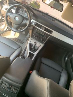 2006  bmw 325i
