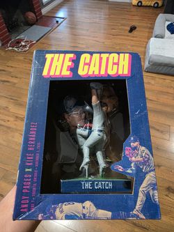 2026 Dodgers “The Catch” Andy Pages × Kiké Hernández bobblehead,